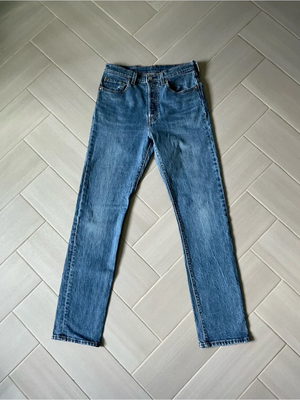 Levi's Women 501 Straight Leg Jeans - Medium Blue